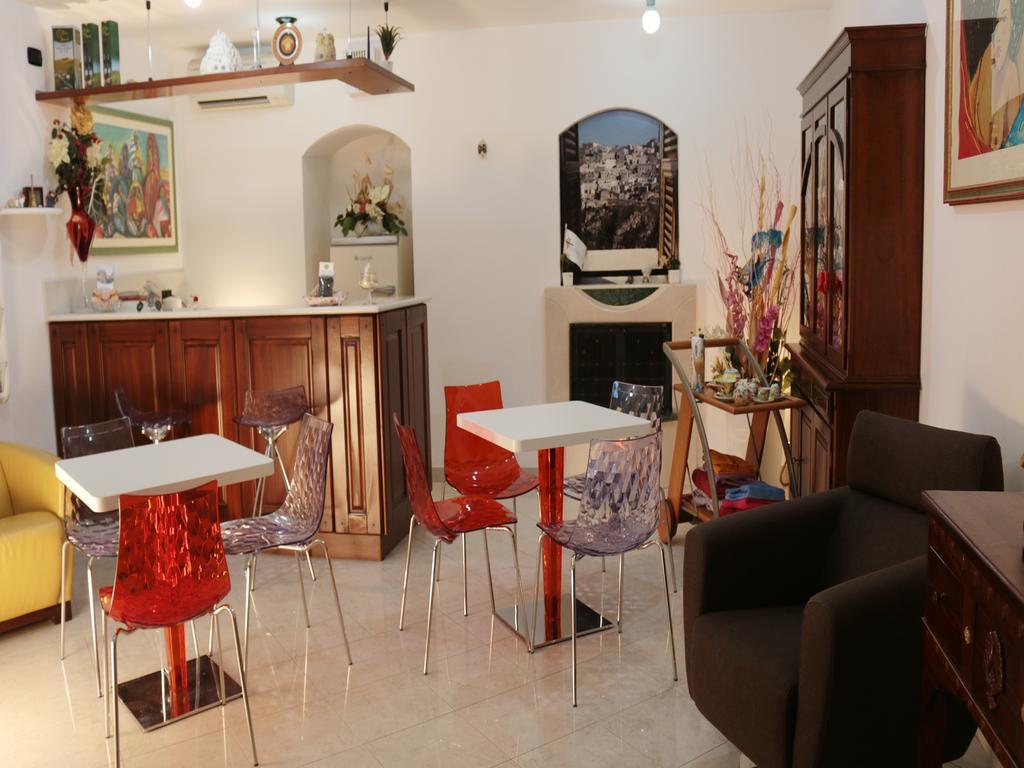 マテーラ Domina Sassi Bed & Breakfast エクステリア 写真